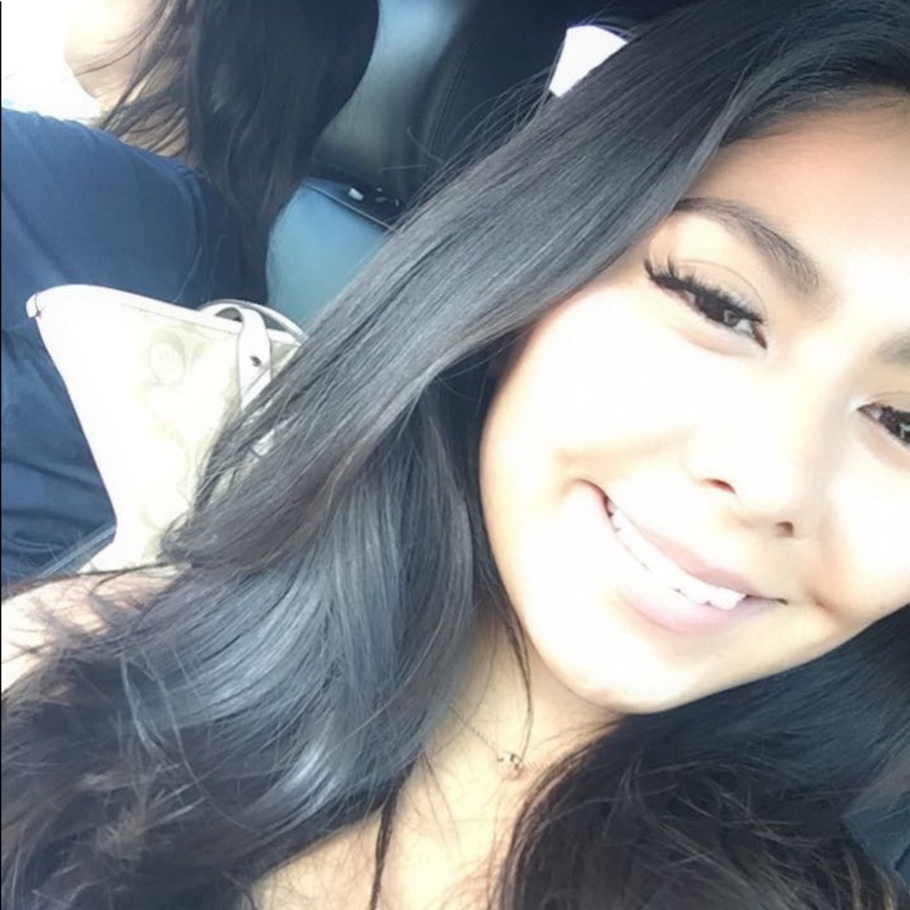 Meet your Posher, Crystal Rose